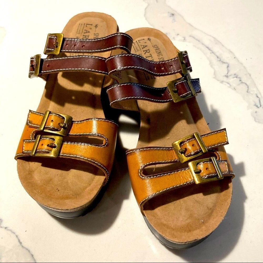 L’ARTISTE Sz 35 Spring Step Leather Strappy Wedges Sandals